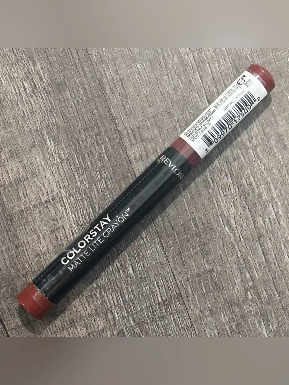 💞 New Revlon ColorStay Matte Lite Crayon Lipstick in Soufflé All Day